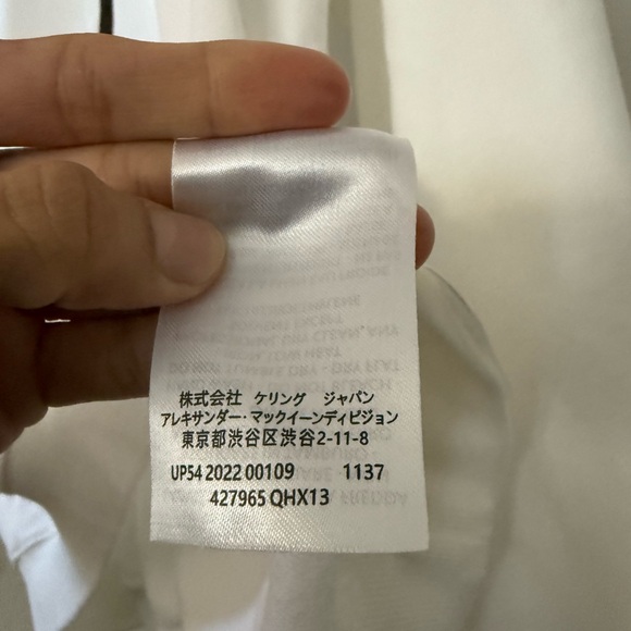 Alexander McQueen White Sweatshirt with Dragonfly Motif - Picture 9 of 9